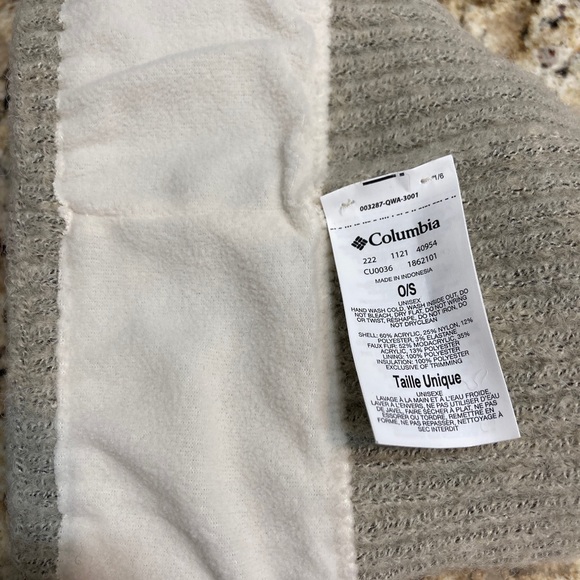 🔥NWT Columbia Winter Blur Chalk (Oatmeal) Pom Pom Beanie - Picture 4 of 5